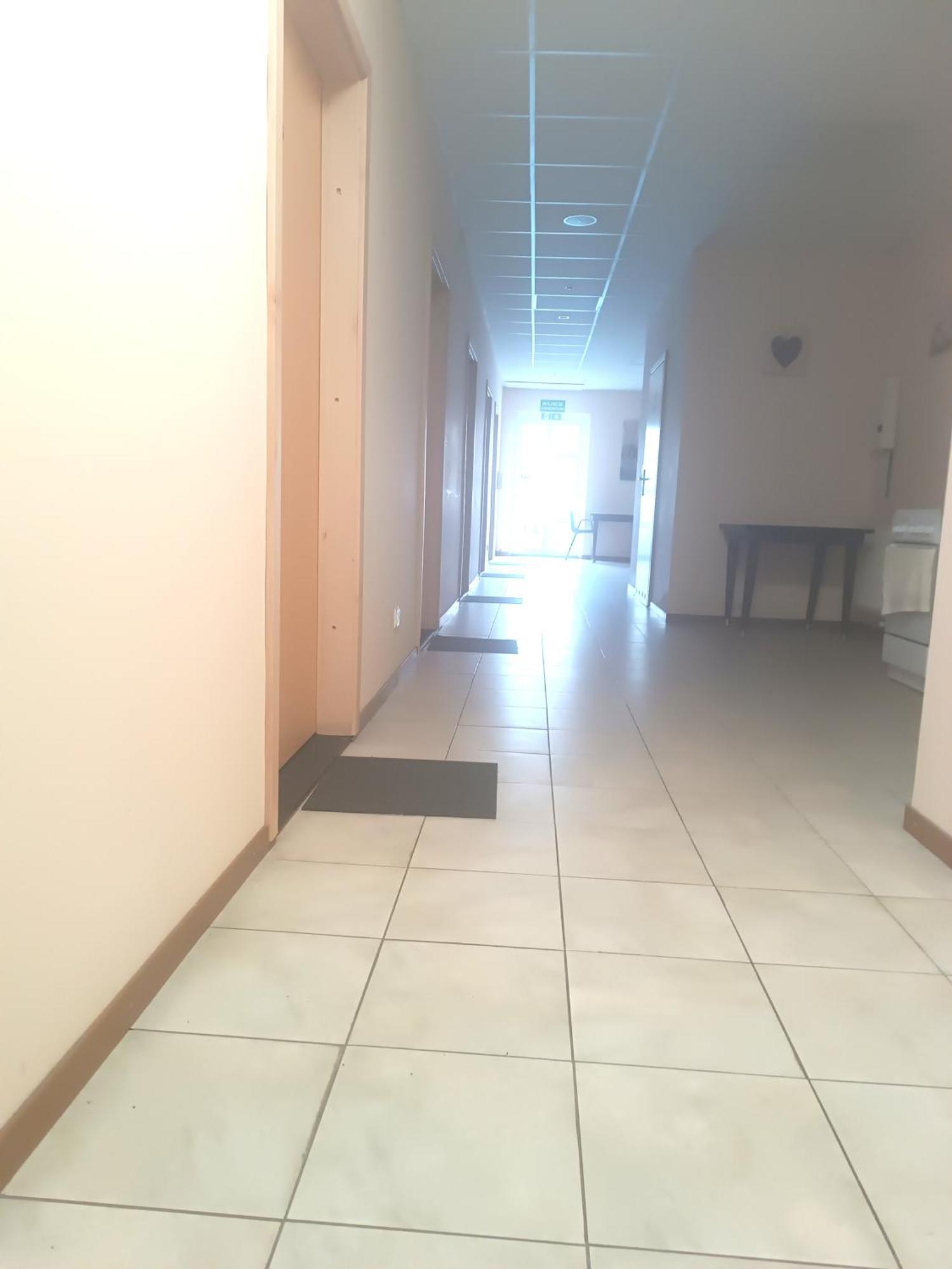 Hostel Krosnienska 12 Zielona Gora  Ngoại thất bức ảnh