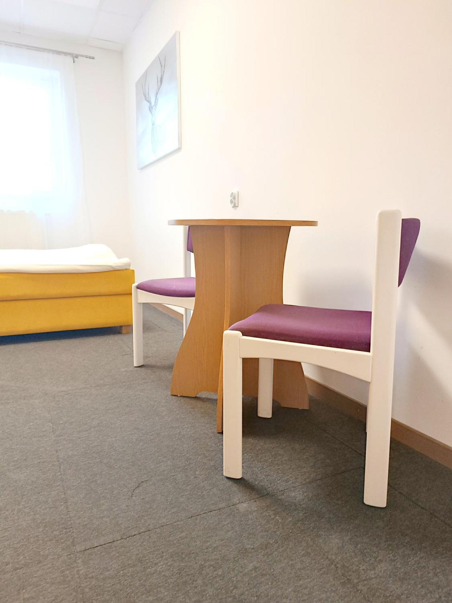 Hostel Krosnienska 12 Zielona Gora  Ngoại thất bức ảnh