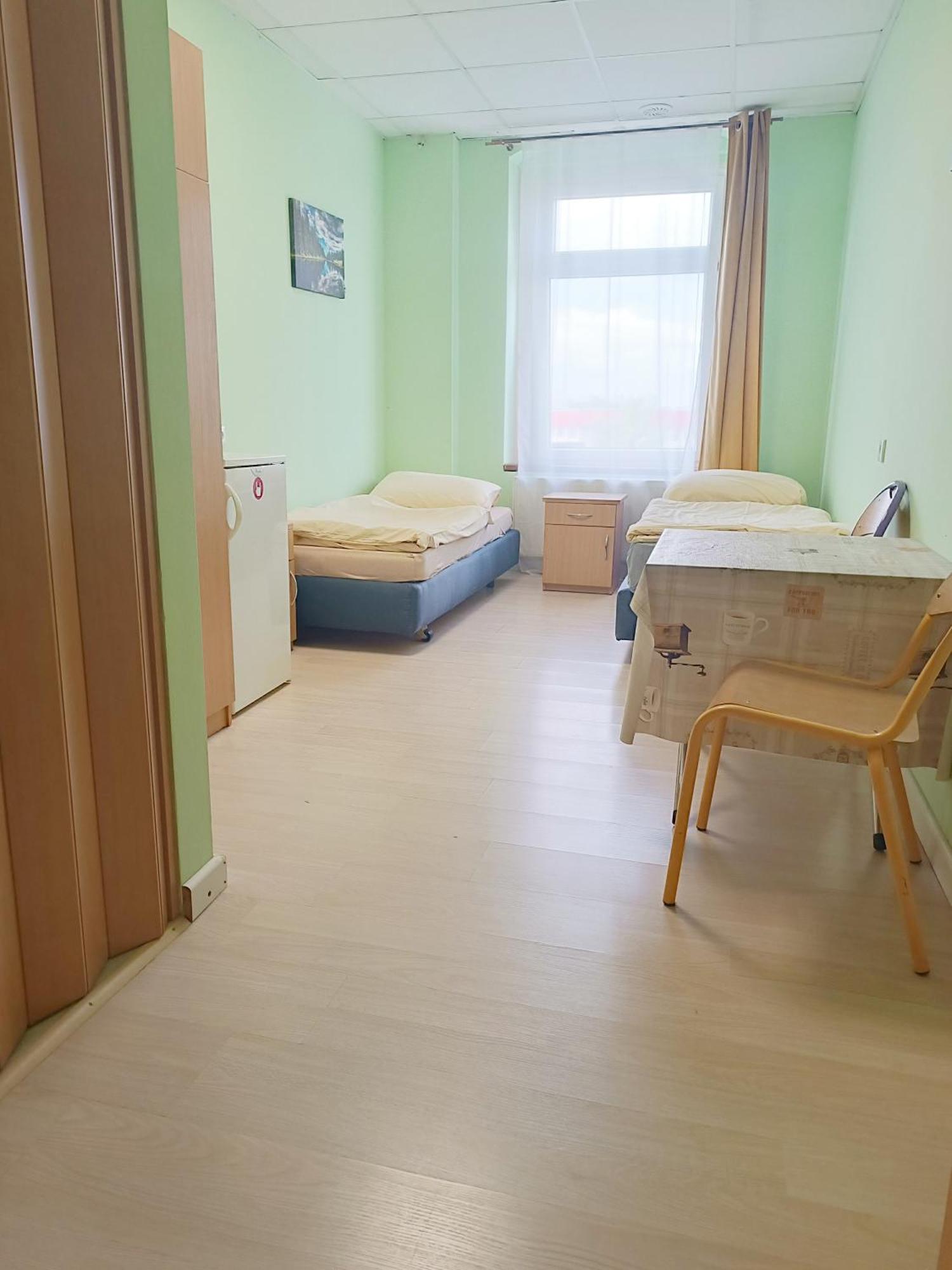 Hostel Krosnienska 12 Zielona Gora  Ngoại thất bức ảnh
