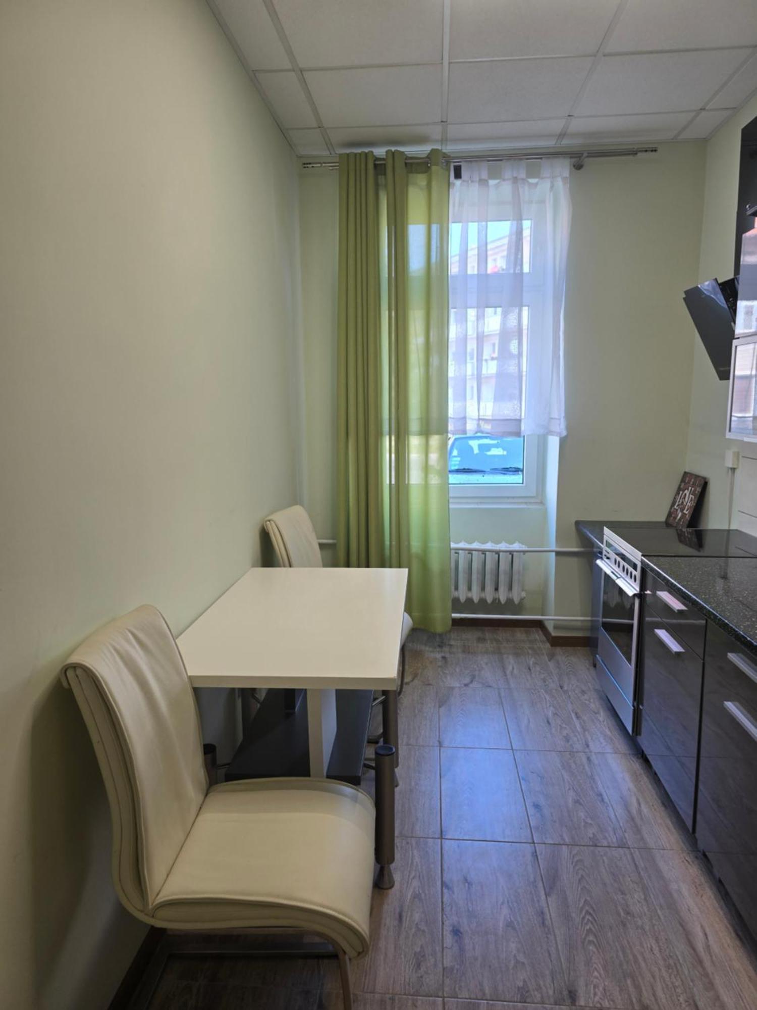 Hostel Krosnienska 12 Zielona Gora  Ngoại thất bức ảnh